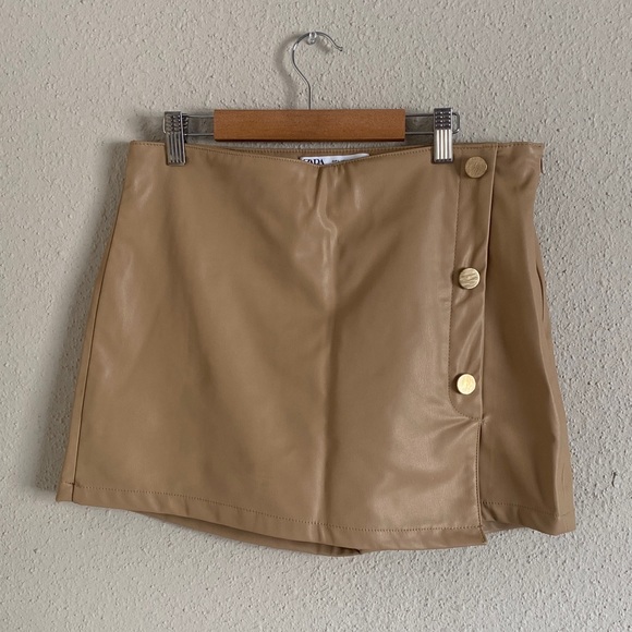 Zara Dresses & Skirts - Zara Tan Mini Skort with Gold Buttons